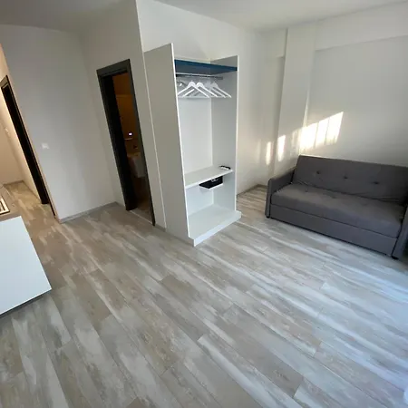 Opalium Front Lägenhetshotell 3*