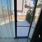 Opalium Front بوتوس