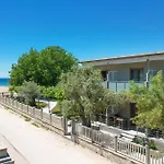 Opalium Front شقة فندقية 3*