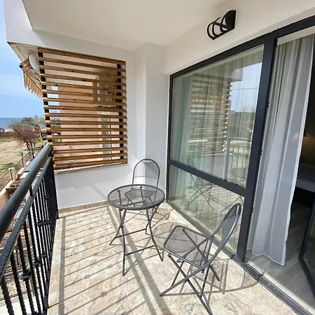 Apart-hotel Opalium Front 3*