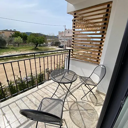 Apart Otel Opalium Front