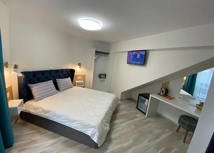 Opalium Front 3* Potósz