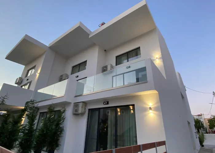 Opalium Front 3* 포토스