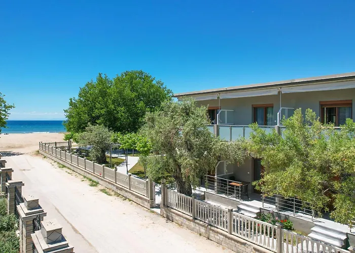 Opalium Front Apartmanhotel 3*